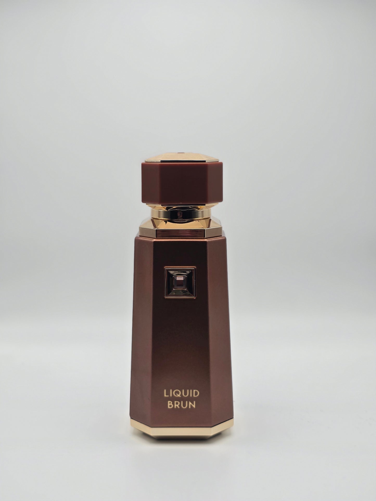 Liquid Brun Decant